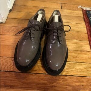 Women’s grey patent leather oxfords